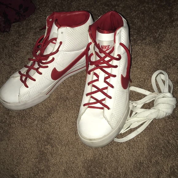 High top Nike - Picture 4 of 4